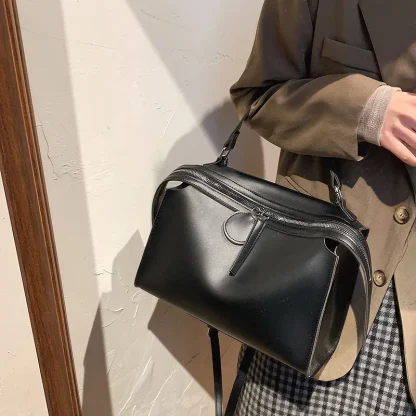 Solid Travel Shoulder Bag - Image 4