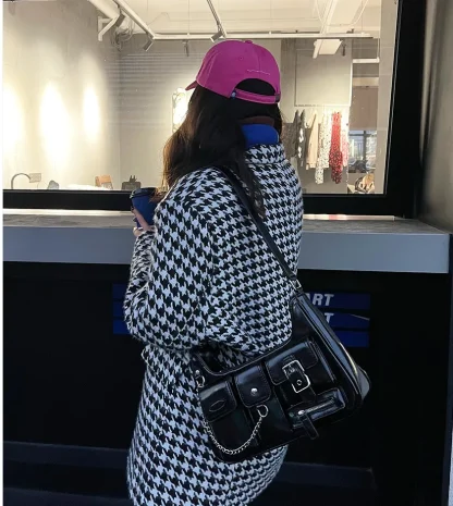 Multi-pocket Shoulder Bag - Image 2