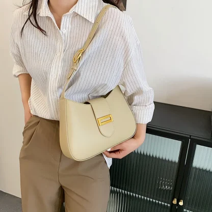 Minimalist Buckle Shoulder Bag - Image 3
