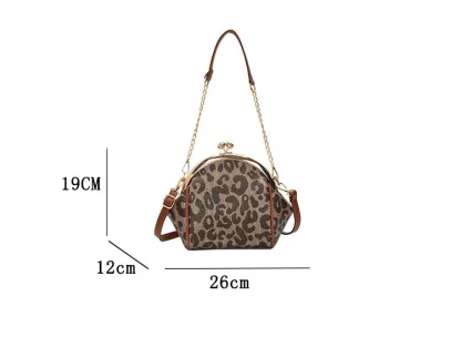 Kiss-lock Leopard Shoulder Bag - Image 7