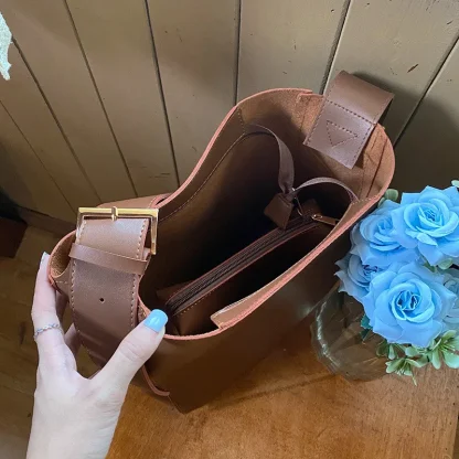 Casual Solid Shoulder Bag - Image 5