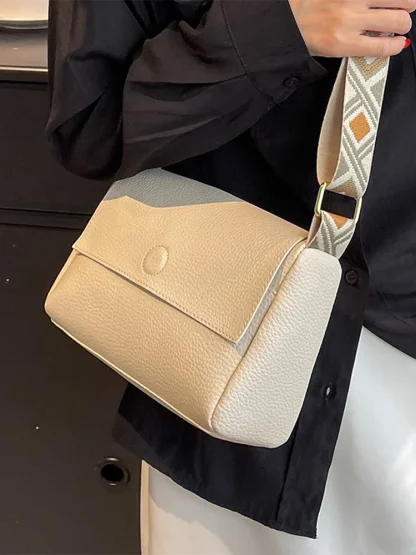 Printed Strap Shoulder Bag - Image 2