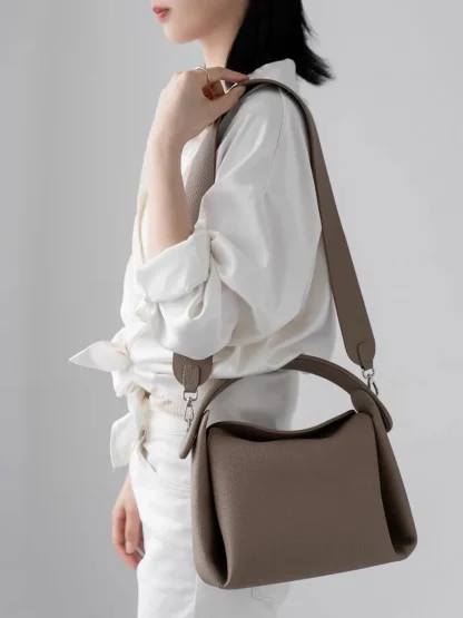 Minimalist Box Shoulder Bag - Image 3