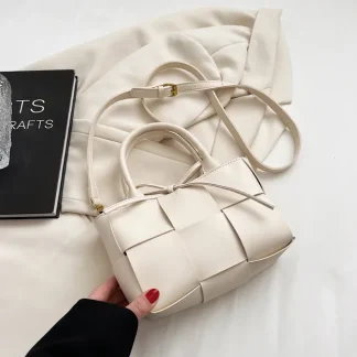 White Shoulder Bags