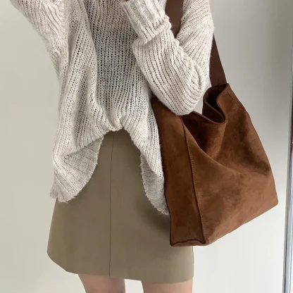 Soft Large Shoulder Bag - Image 2