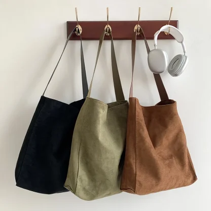 Soft Large Shoulder Bag - Image 6
