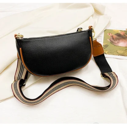 Black Handy Shoulder Bag - Image 3