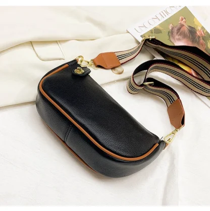 Black Handy Shoulder Bag - Image 4