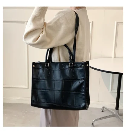 Casual Shoulder Bag - Image 3