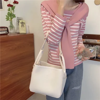 Bucket Shoulder Bag - Image 3