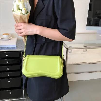 Aesthetic Flap Shoulder Bag - Image 3