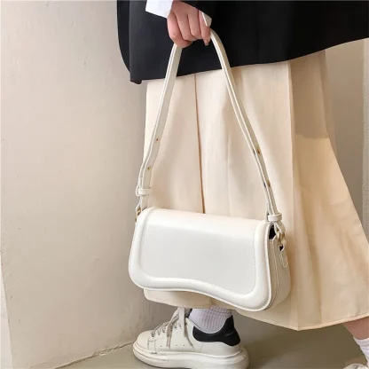Aesthetic Flap Shoulder Bag - Image 4