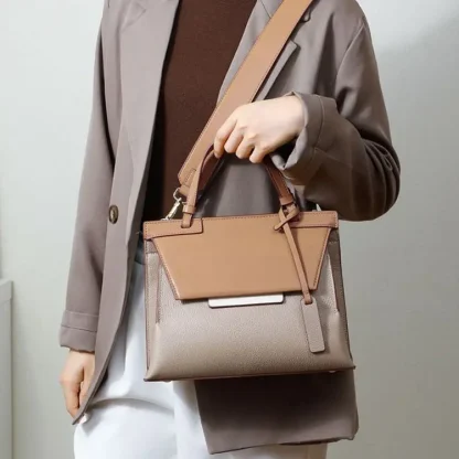 Elegant Shoulder Bag - Image 2