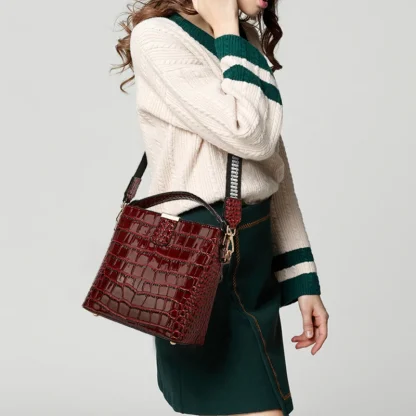 Glossy Bucket Shoulder Bag - Image 3