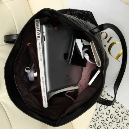 Black Durable Shoulder Bag - Image 3