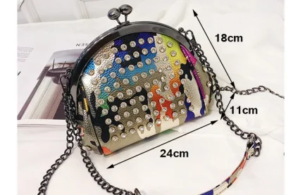 Kiss-lock Shell Shoulder Bag - Image 7