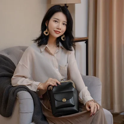Kiss-lock Crossbody Shoulder Bag - Image 2