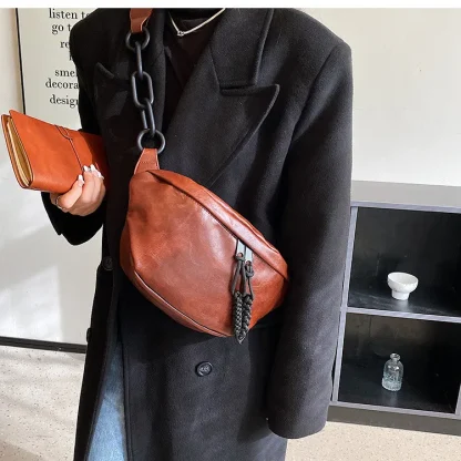 Crossbody Saddle Shoulder Bag - Image 4