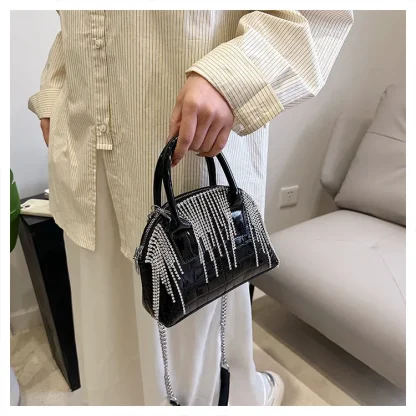 Elegant Tassel Shoulder Bag - Image 7