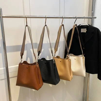 Wide Strap Shoulder Bag - Image 7