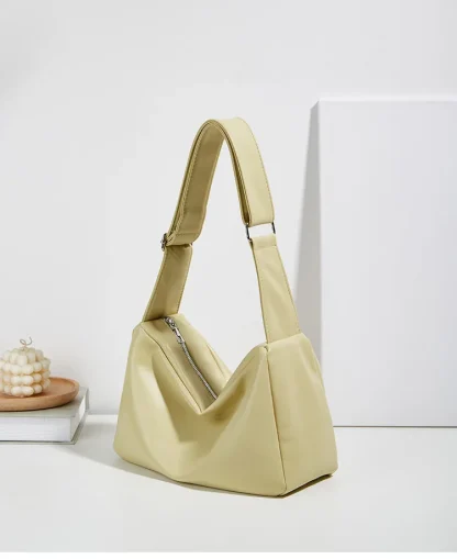 Classic Minimalist Shoulder Bag