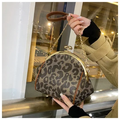 Kiss-lock Leopard Shoulder Bag - Image 2