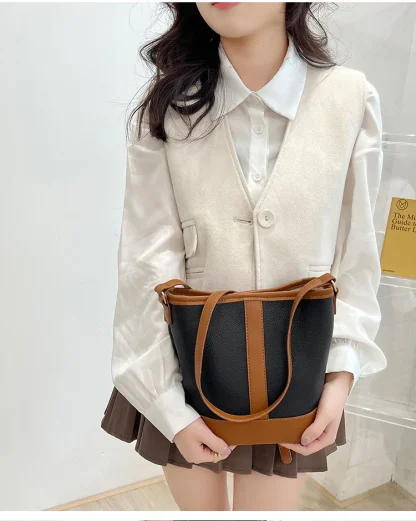 Contrast Bucket Shoulder Bag - Image 3