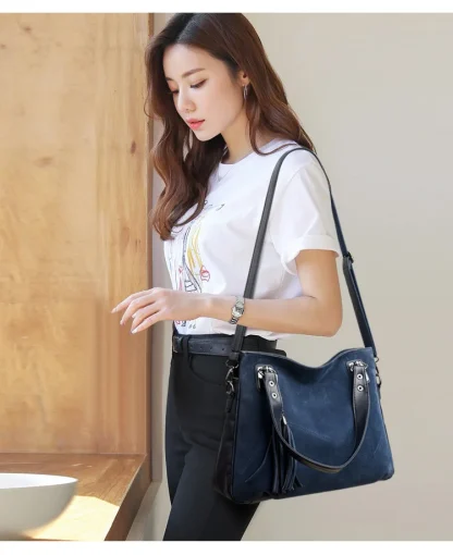 Soft Tassel Shoulder Bag - Image 3