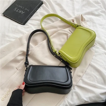 Aesthetic Flap Shoulder Bag - Image 6