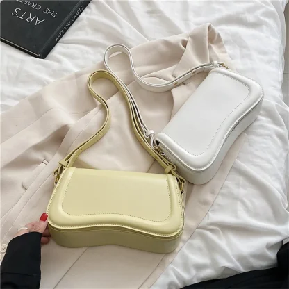 Aesthetic Flap Shoulder Bag - Image 5