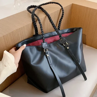 Stylish Elegant Shoulder Bag - Image 2