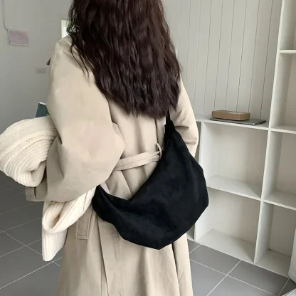 Vintage Style Shoulder Bag - Image 3