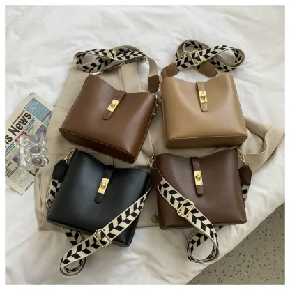Checkered Strap Shoulder Bag - Image 7