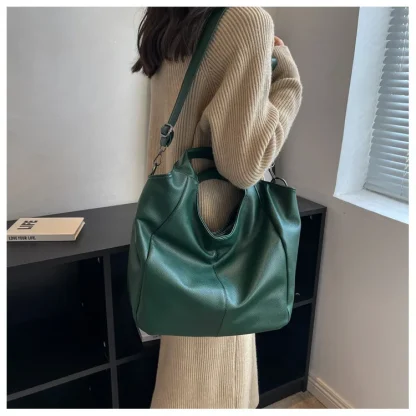 Sleek Large Capacity Shoulder Bag - Image 2
