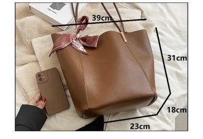 Sleek Solid Bucket Shoulder Bag - Image 7