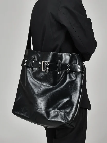 Large Belted Shoulder Bag - Image 3