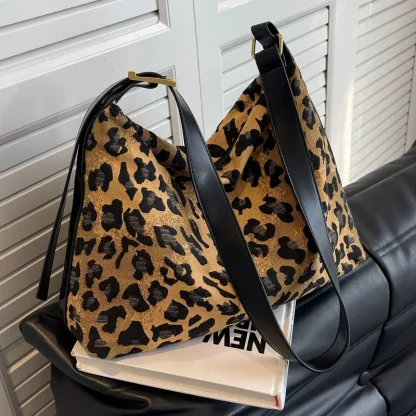 Leopard Print Shoulder Bag - Image 4