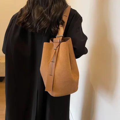 Wide Strap Bucket Shoulder Bag - Image 2