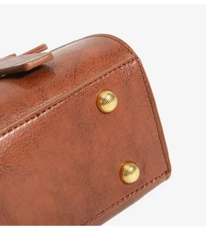 Vintage-style Messenger Shoulder Bag - Image 6
