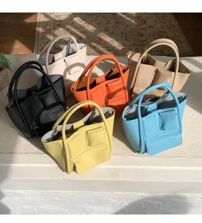 Multi-pocket Bucket Shoulder Bag - Image 7