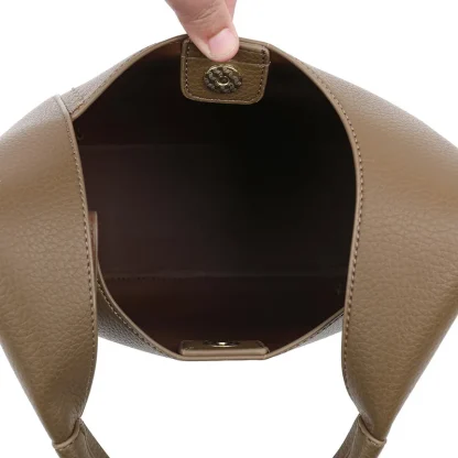 Minimalist Solid Shoulder Bag - Image 5