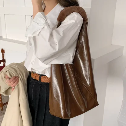 Soft Bindle Shoulder Bags
