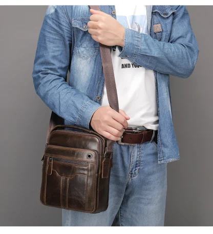 Wire Hole Men's Shoulder Bag