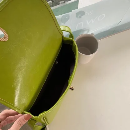 Minimalist Flap Solid Shoulder Bags - Image 4